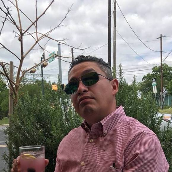 Meet your Posher, Derek - Picture 1 of 1